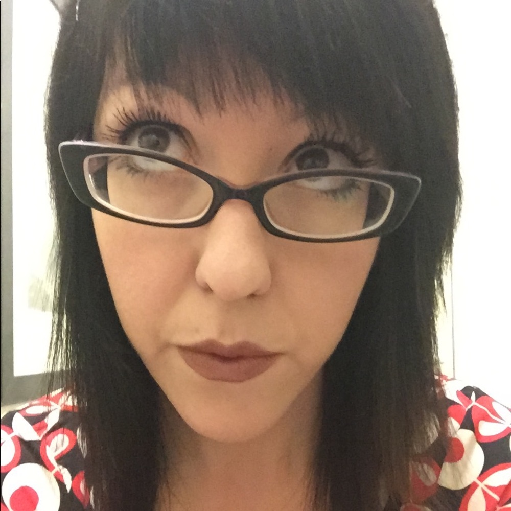 Meet your Posher, Rebecca